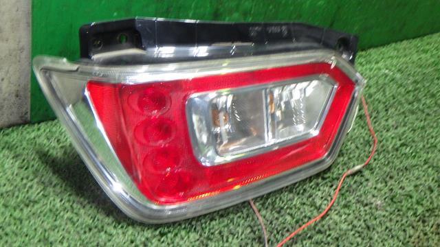 赤字超特価，限定SALE ワゴンＲ DAA-MH55S 左テールランプ ICHIKO D205 35670-63R00 中古