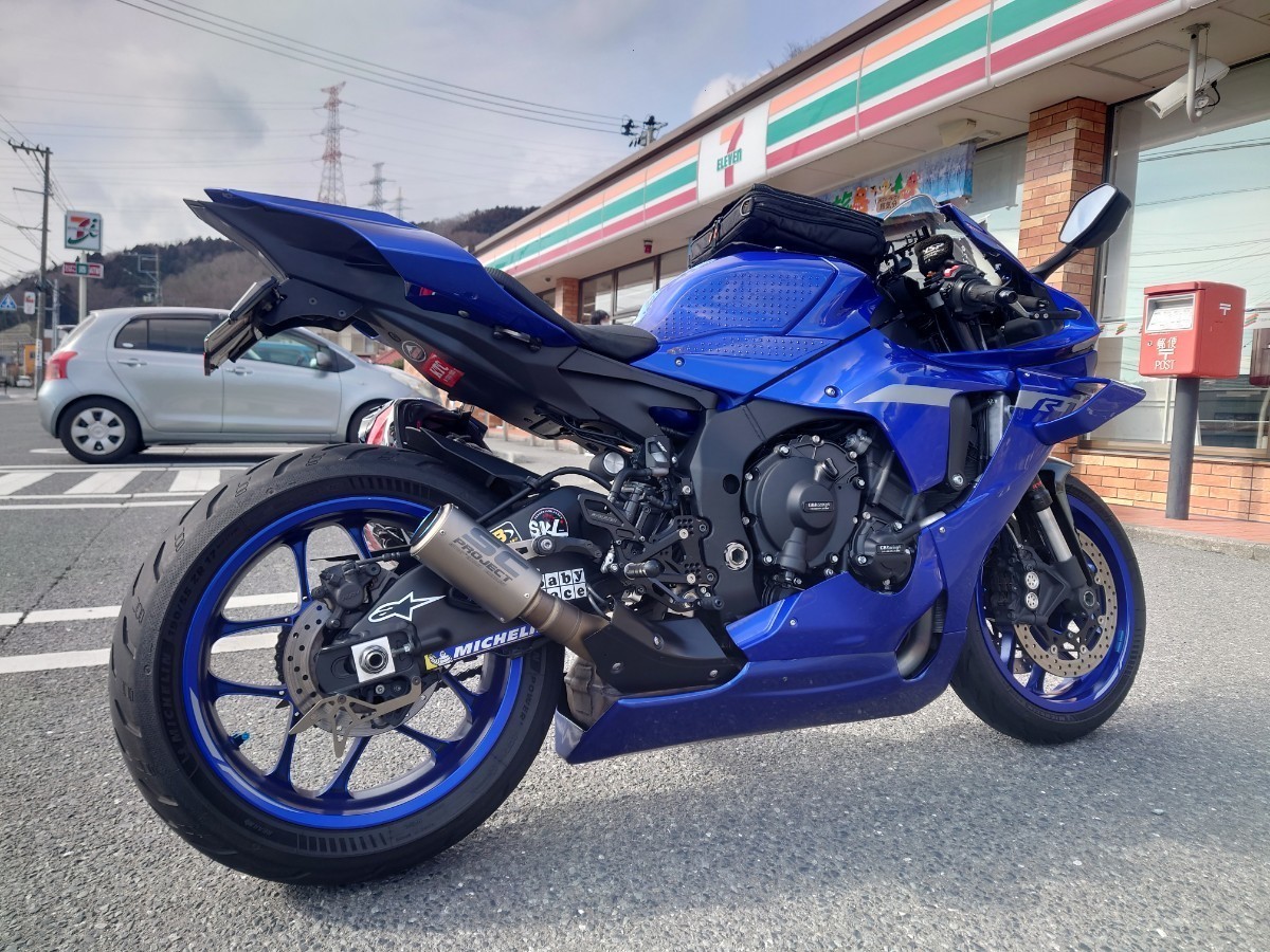 激安】EIGHT（才谷屋）製ヤマハYZF-R1（20'-）用アンダーカウル パーツ