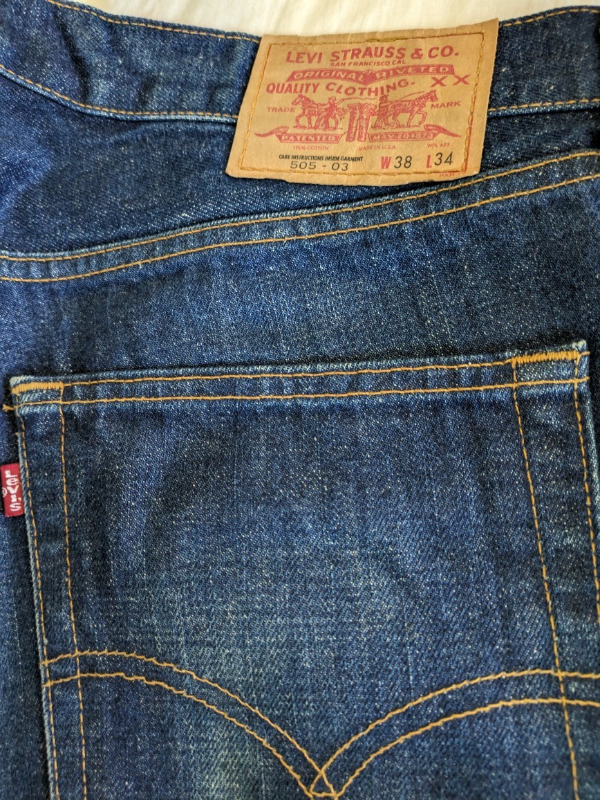 安い，定番人気 Levi's リーバイス 505-03 2000年製造 USA製 ボタン裏刻印379 W38 デニムパンツ(W37以上)｜売買されたオークション情報、yahooの商品情報をアーカイブ公開 - オークファン W37以上