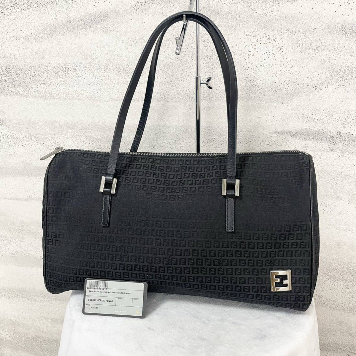 お買い得，定番人気 【贅沢品の極み】FENDI フェンディ ハンドバッグ