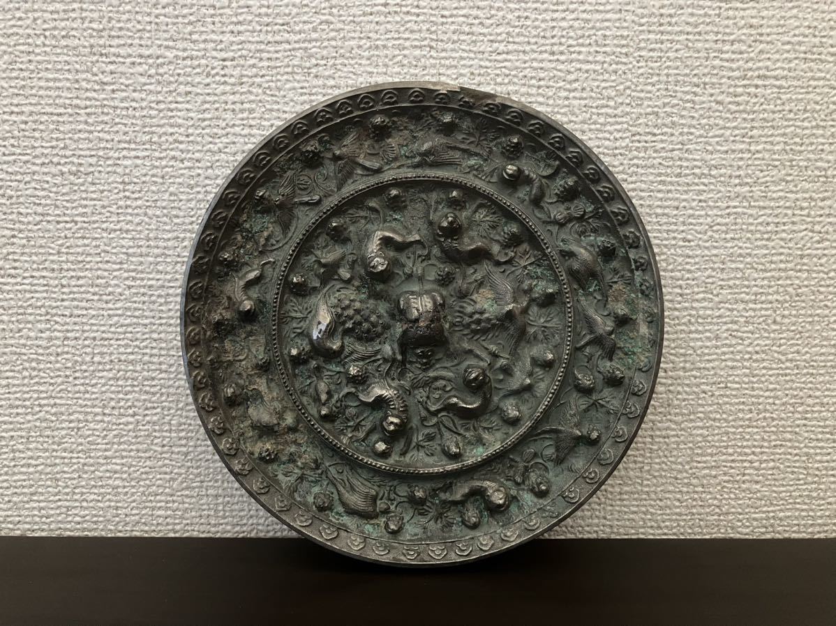 細密工芸 農夫像 古美術 古道具 アンティーク 定番，高品質】 古鏡 獣 古銅 中国美術 骨董 旧家 古美術 古玩 風水 辟邪