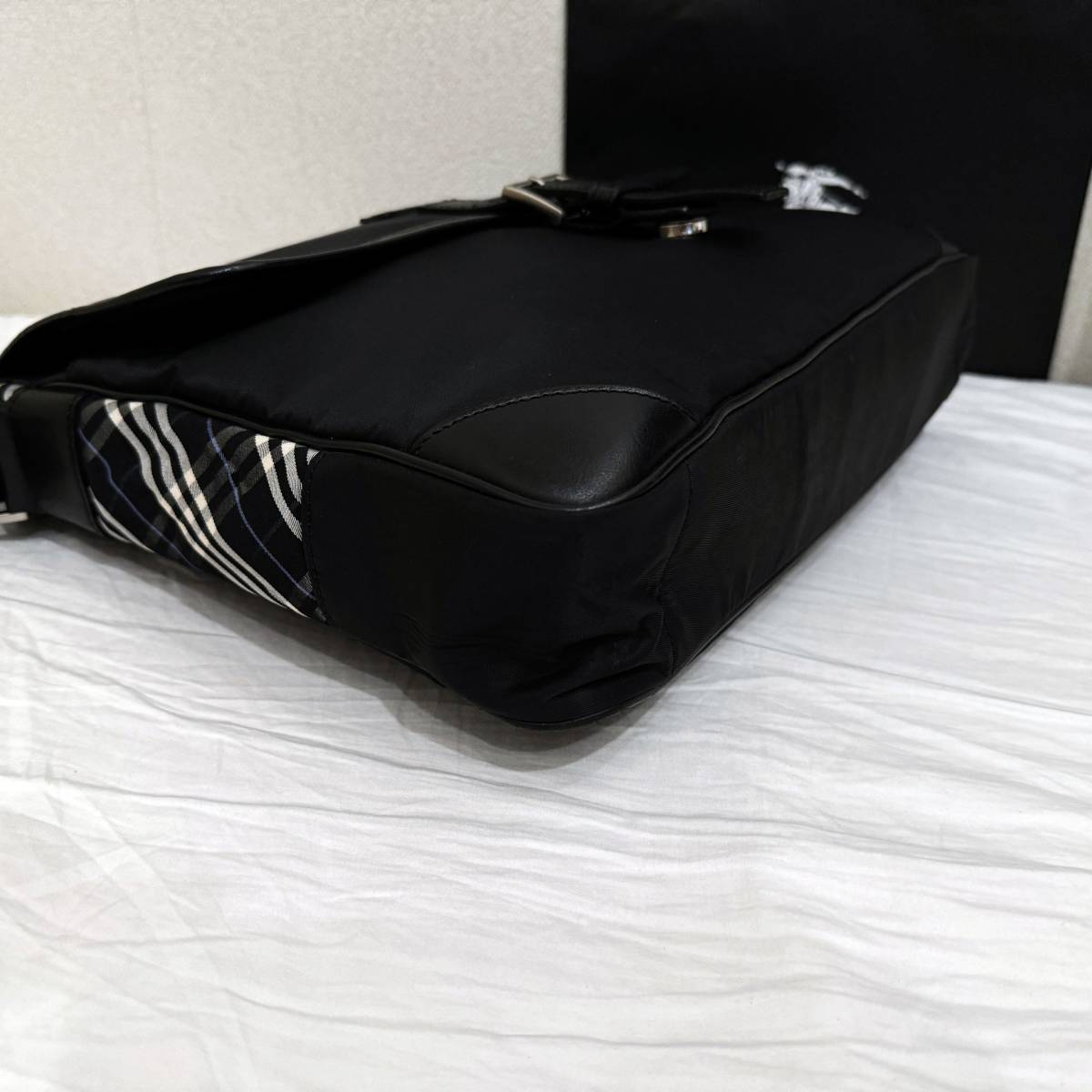 レア BURBERRY BLACK LABEL バーバリーブラックレーベル 中型