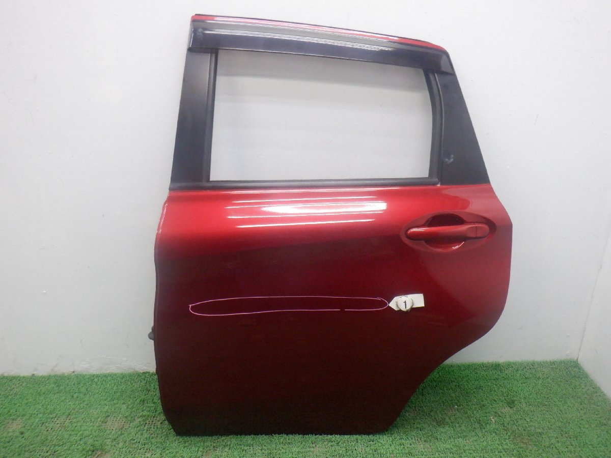 ★(233127)平成25年 ノート E12 リアドア左 H210A-3VAMA NAH/ラディアントレッド