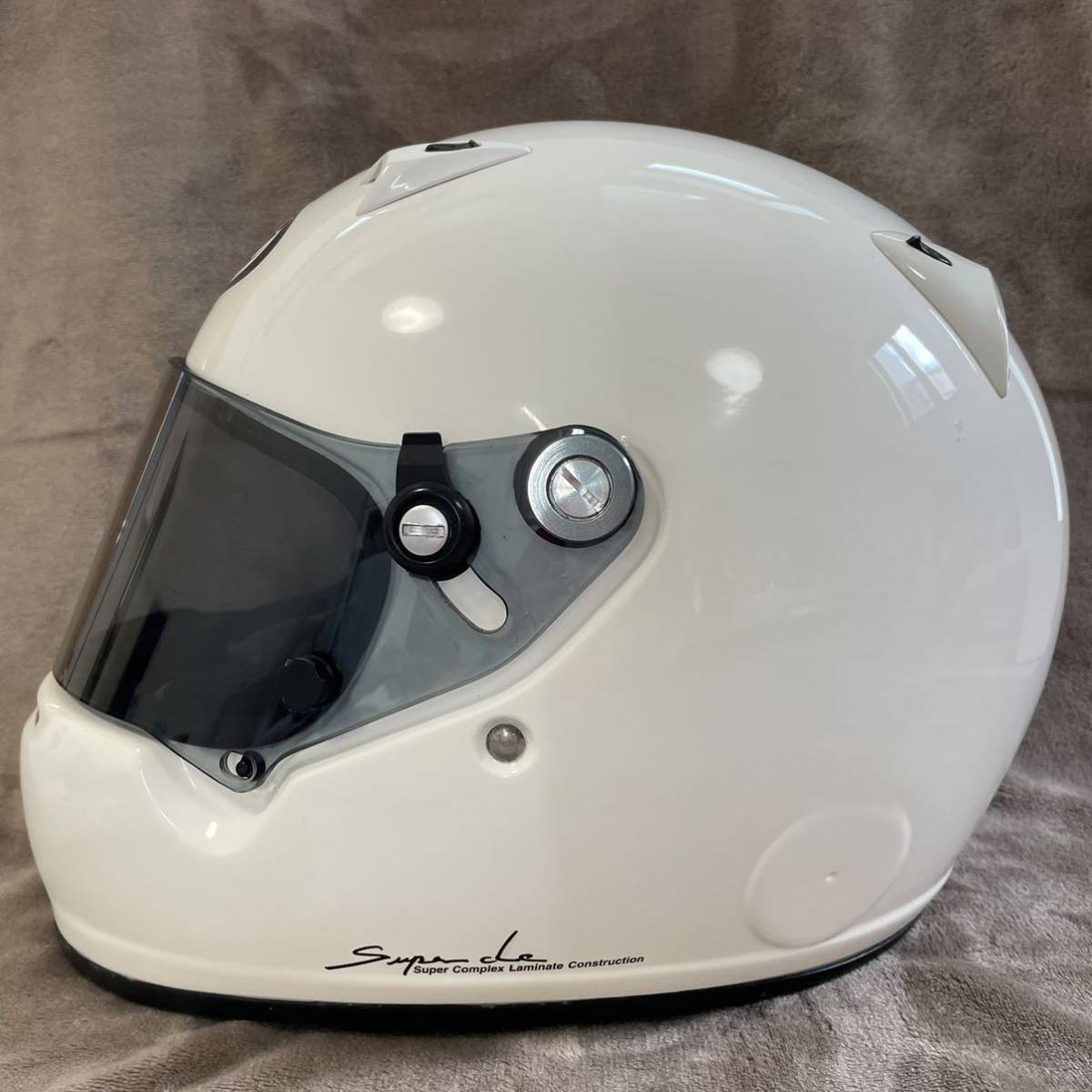 31日まで特別価格値下げ 希少!!ほぼ未使用 Arai GP-5x 白 Mサイズ