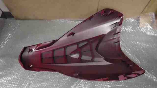 アドレス125　DT11A　の　フロントカバー　傷　 *1698373402　中古 スズキ SUZUKI | exterior the 「dt11」(カウル、フェンダー)(パーツ)の