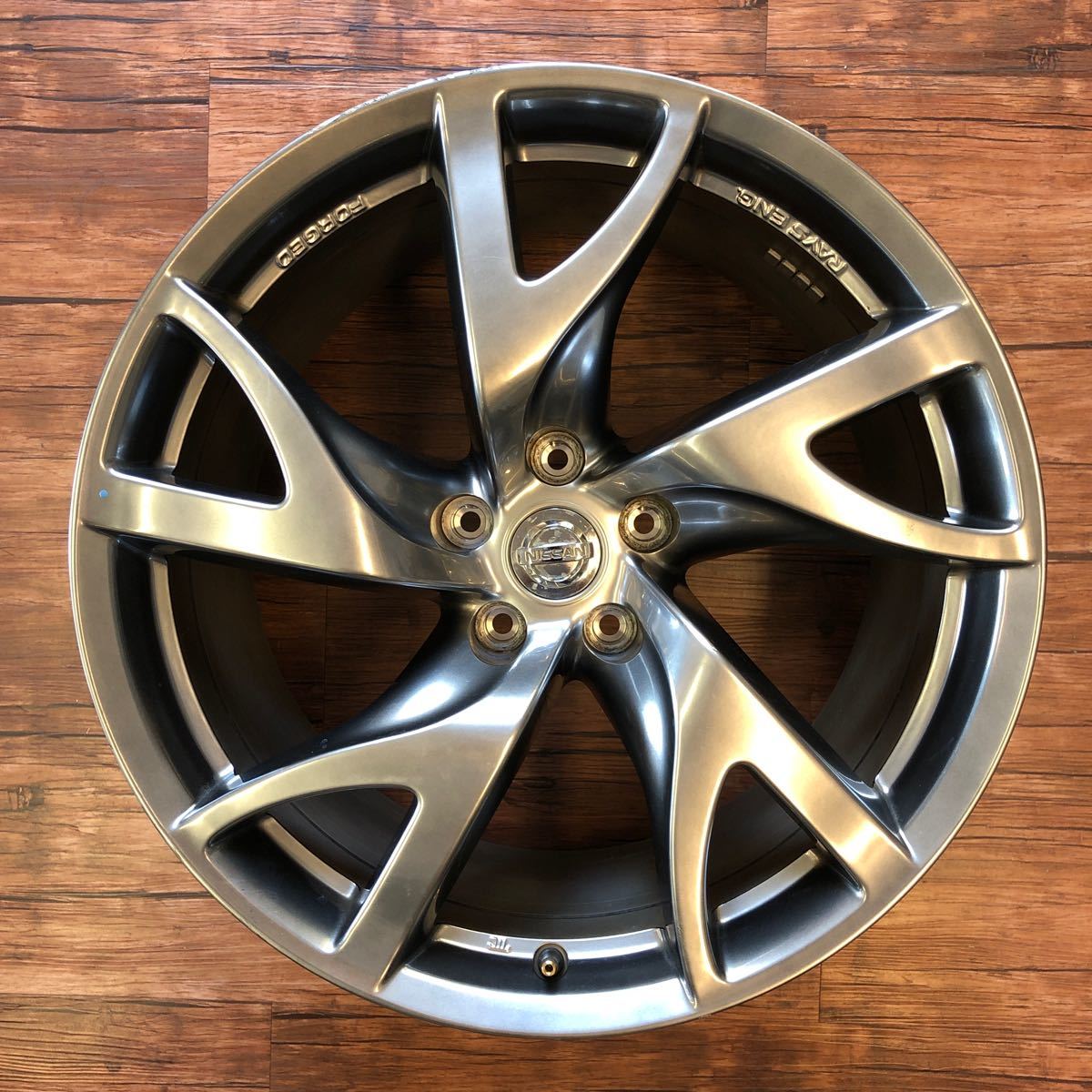 日産　フェアレディZ ★Z34 バージョンST レイズ製　19インチ　10J +30 純正　リアホイール ★PCD114.3 ★１本 日産 フェアレディZ バージョン 4.8万Km (愛知県)[425]の 中古車購入チェック