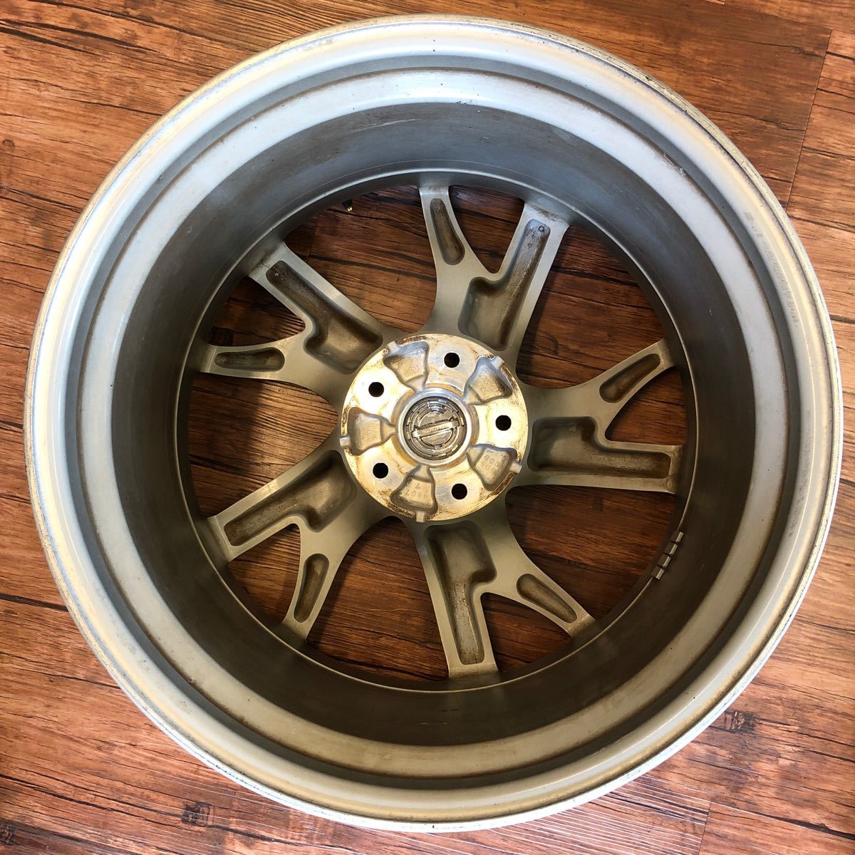 日産　フェアレディZ ★Z34 バージョンST レイズ製　19インチ　10J +30 純正　リアホイール ★PCD114.3 ★１本 日産 フェアレディZ バージョン 4.8万Km (愛知県)[425]の 中古車購入チェック