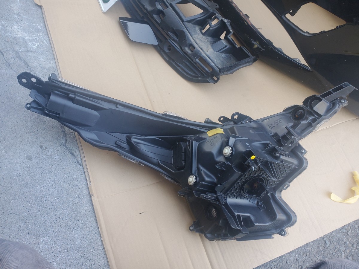 ジャンク50プリウス 後期 ZVW50 プリウス 左ヘッドライト 左ヘッド