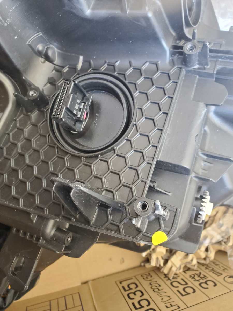 ジャンク50プリウス 後期 ZVW50 プリウス 左ヘッドライト 左ヘッド