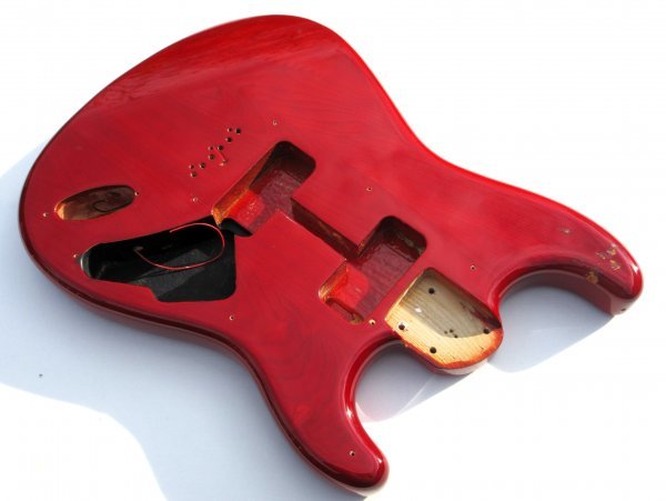 Bill Lawrence ビルローレンス ストラト型ボディ ハードテイル仕様