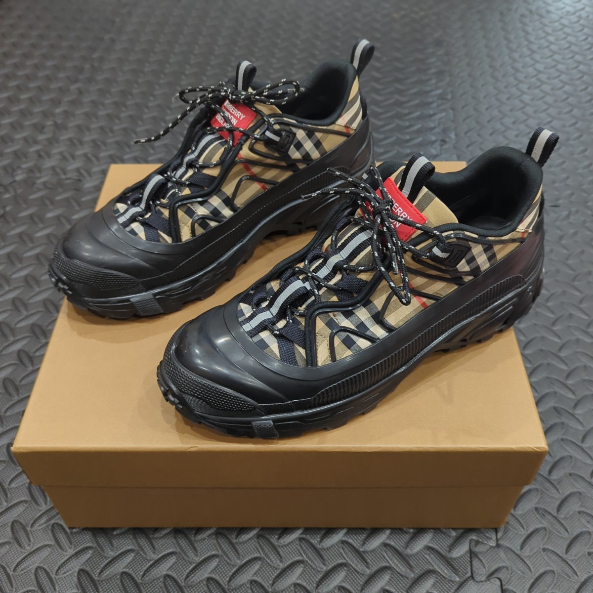 バーバリー BURBERRY ARTHUR スニーカー 44 チェック柄 【公式通販】