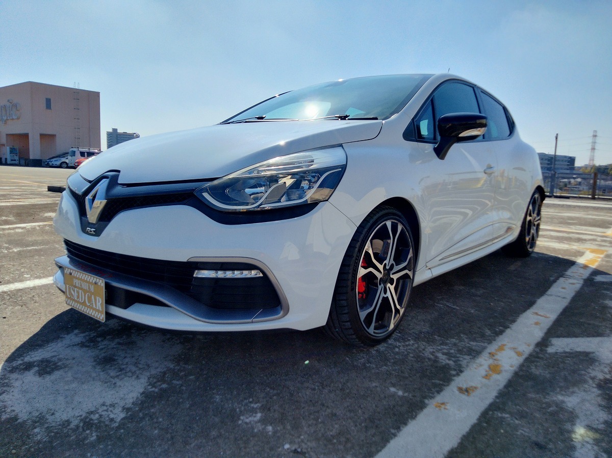 ◎29年　ルーテシア RS スポールトロフィ- 車検 令和6年6月　走行87000㌔ 220PS 1.6直4ターボ メモリーナビ＆地デジ 即乗りOKです！_2