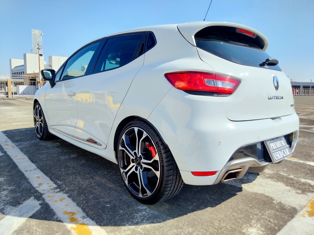 ◎29年　ルーテシア RS スポールトロフィ- 車検 令和6年6月　走行87000㌔ 220PS 1.6直4ターボ メモリーナビ＆地デジ 即乗りOKです！_8