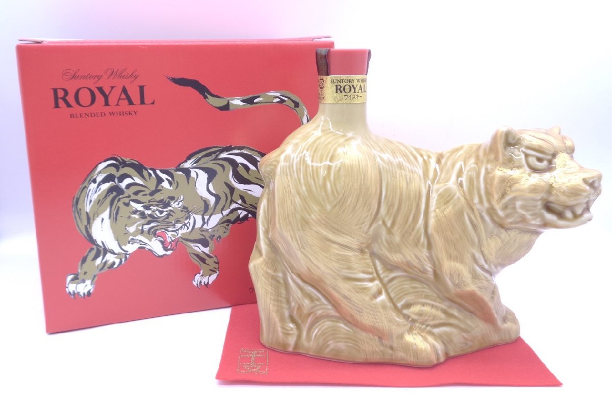 SUNTORY ROYAL サントリー ローヤル 干支ボトル 寅 2022 陶器 600ml 43
