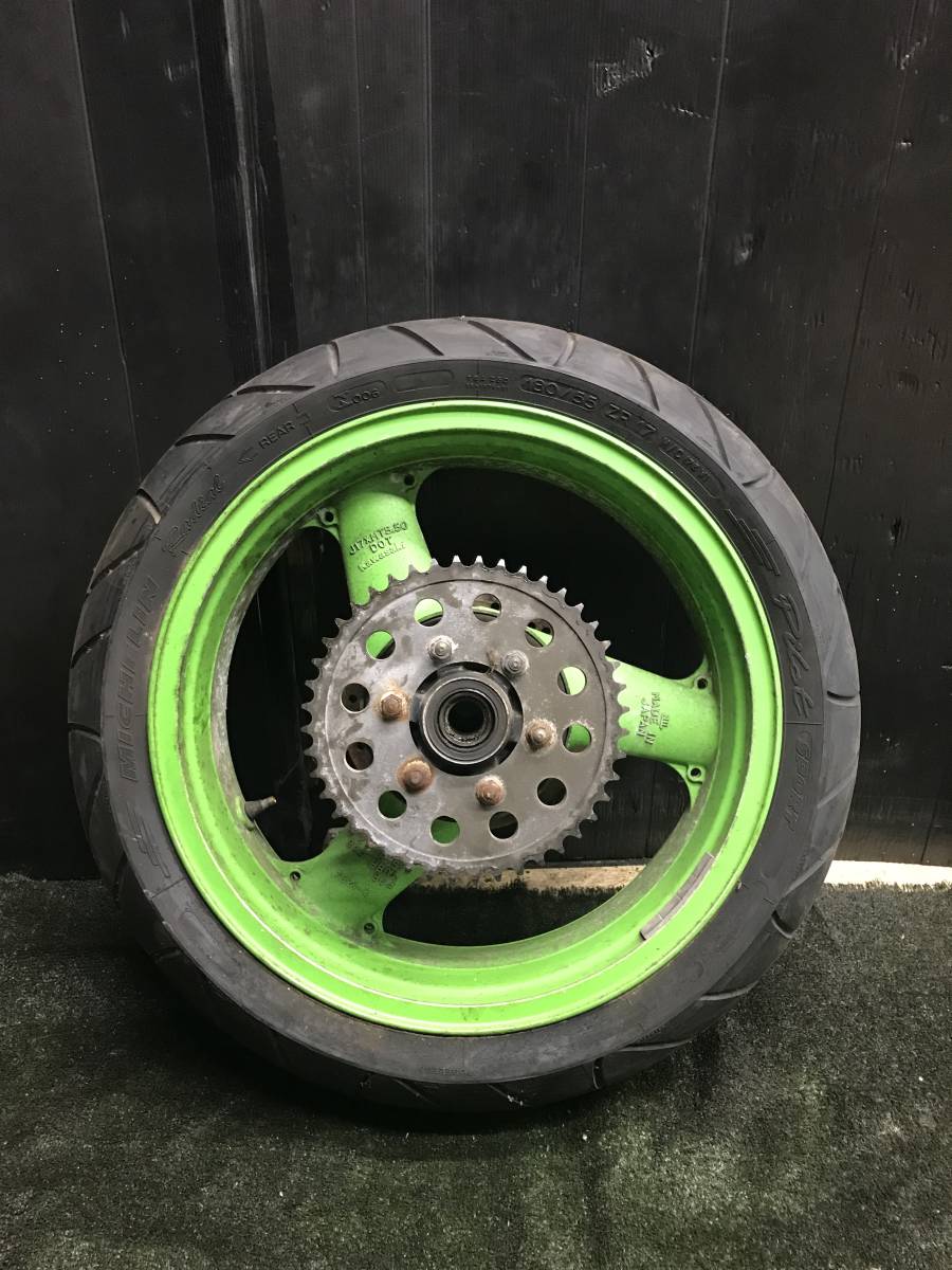 カワサキ ZX-9R ZX900B リアホイール（タイヤ付き） 180/55-17 大阪