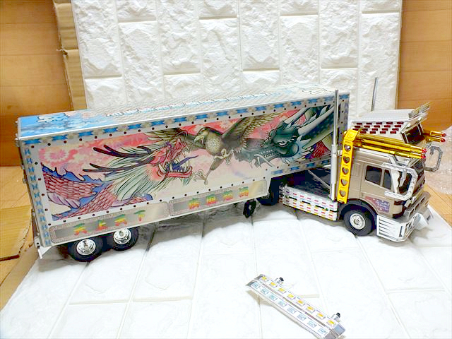 3-22/1円スタート ジャンク品 ラジコン 1-32 トラック野郎 熱風5000