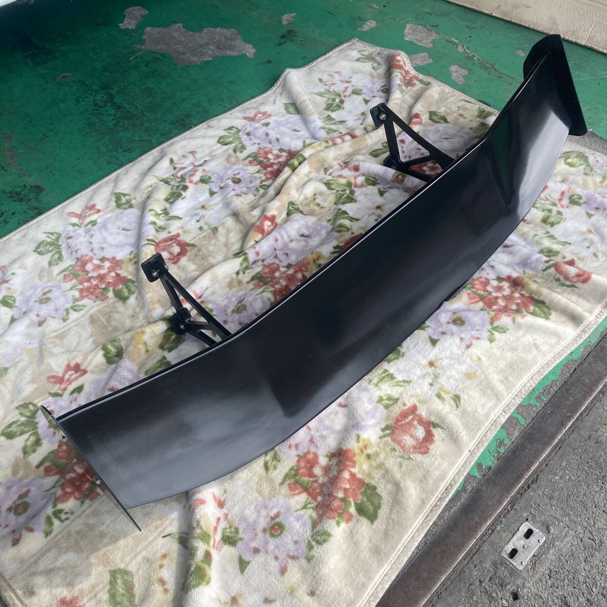 051106-01☆GTウイング 汎用 (ユーラス？) シルビア、スカイライン等