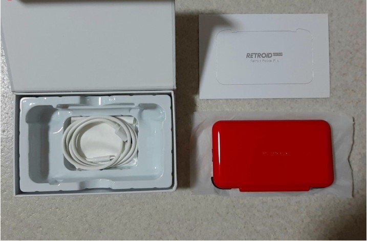 Retroid Pocket flip スポーツレッド 本体 美品