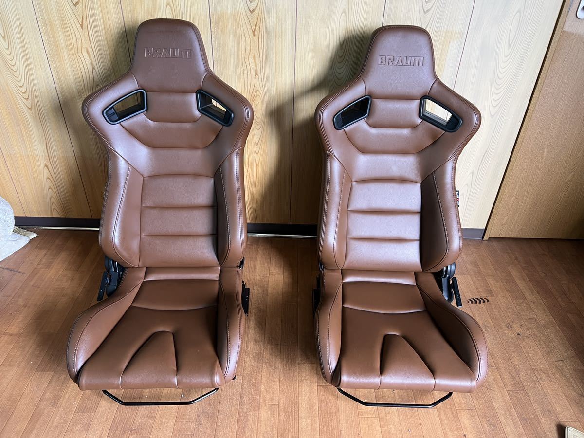 BRAUM Racing キャメル セミバケットシート2脚セット シートレール付 DB GRスープラ A90
