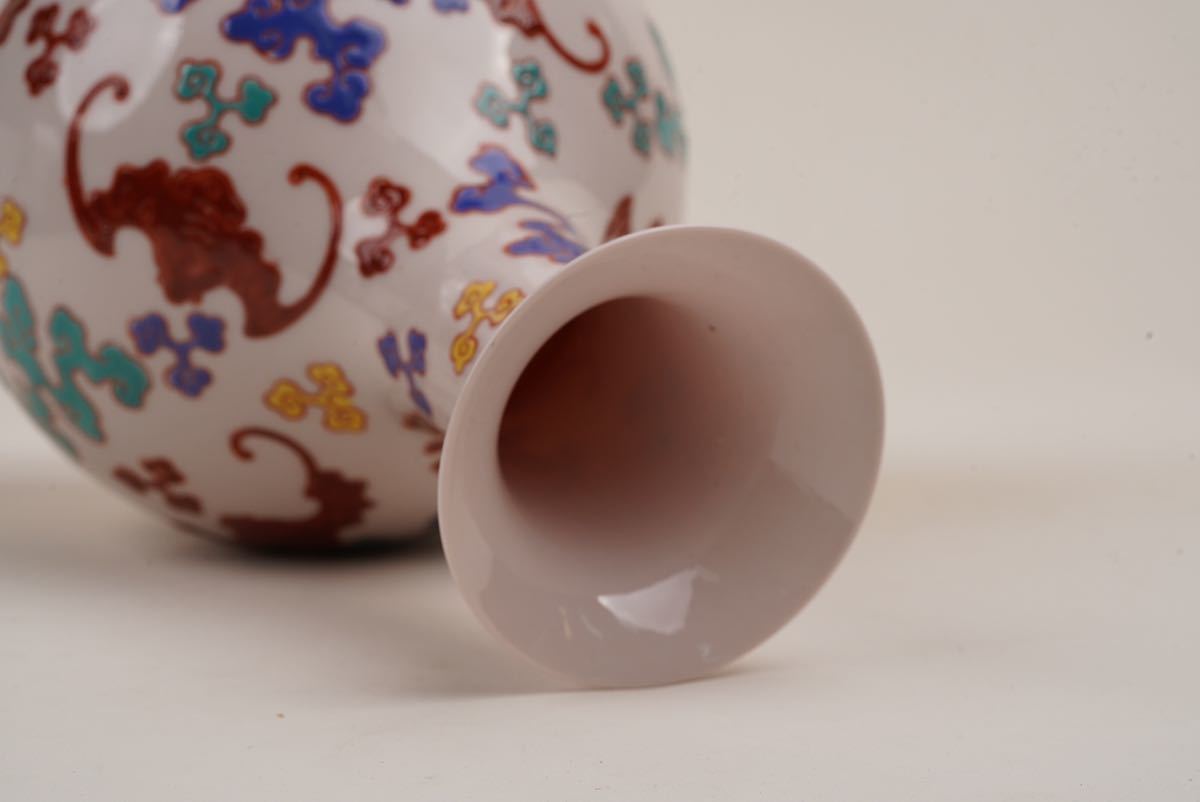 中国美術・朱泥⁄紫砂・大振り 孔雀花卉紋花瓶・壺・在銘⁄唐