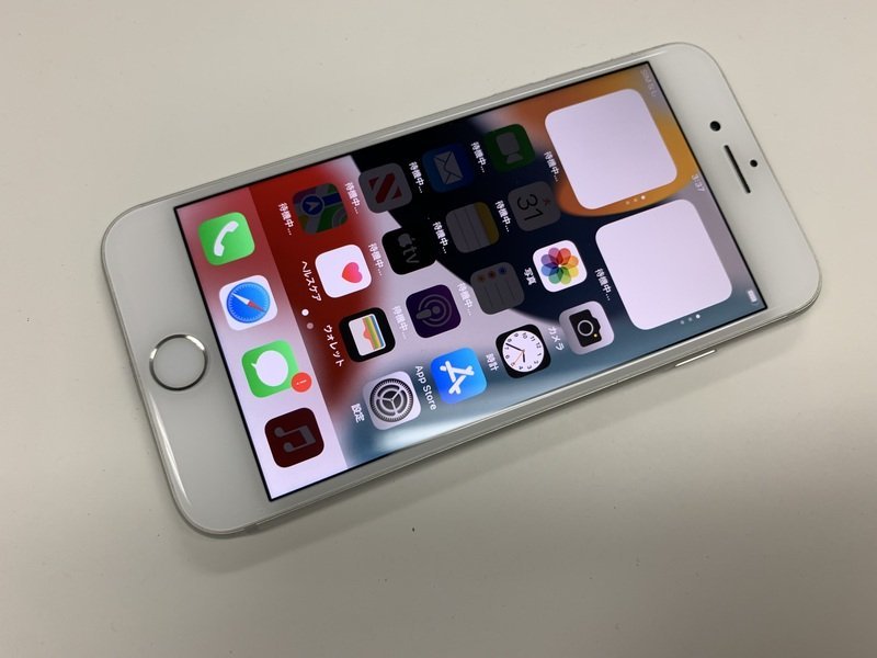 DW391 SIMフリー iPhone8 シルバー 64GB SIMフリー シルバー iPhone8