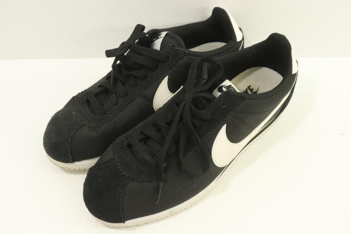 NIKE メンズスニーカー 27.5cm CLASSIC CORTEZ NYLON NIKE 27.5cm 黒 ブラック 白 ホワイト【中古】