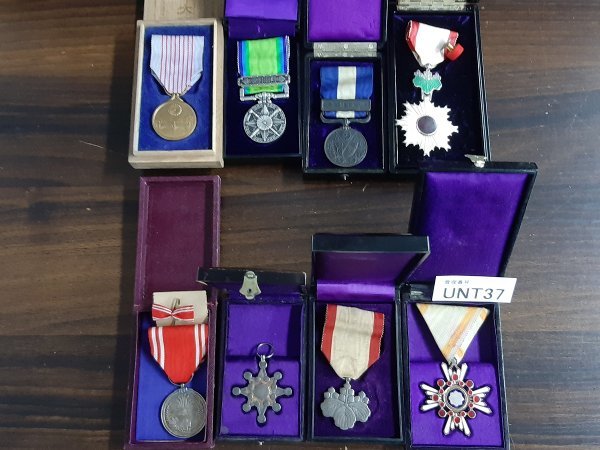 UNT37　勲章　おまとめ　旧日本軍　日本赤十字社　大東亜戦争　など