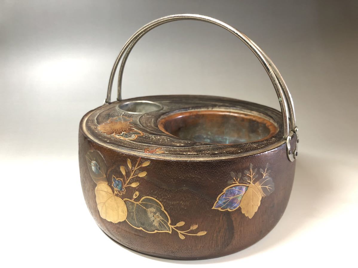 人気定番，大得価 時代物　木製桐製蒔絵螺鈿花葉紋様　手提げ煙草盆　お茶道具