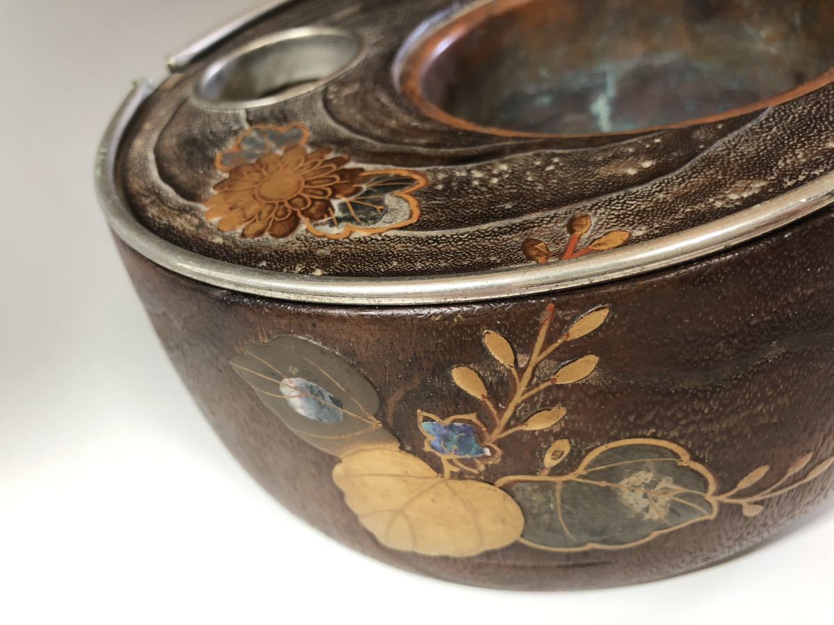 人気定番，大得価 時代物　木製桐製蒔絵螺鈿花葉紋様　手提げ煙草盆　お茶道具