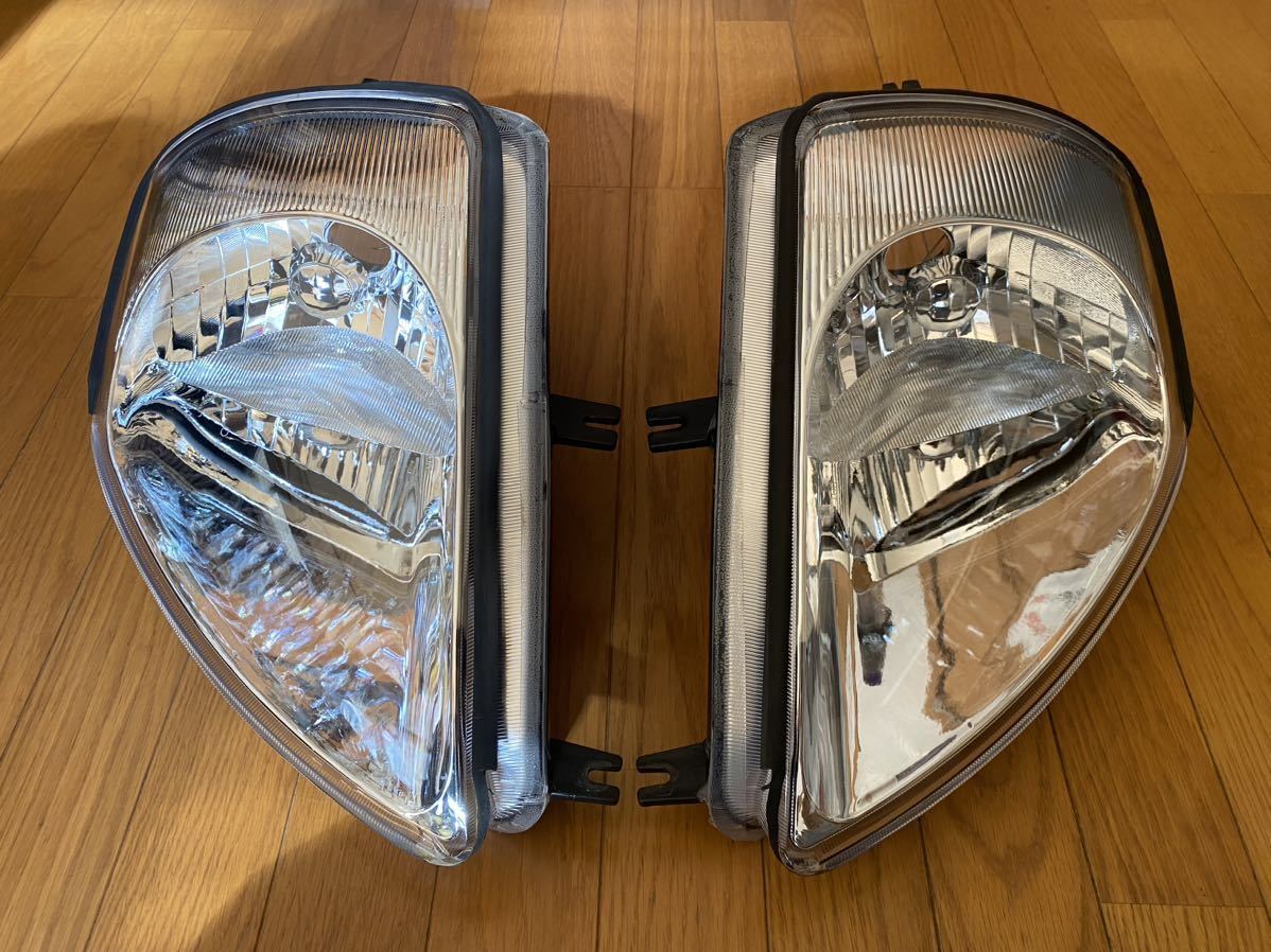 三菱エクリプススパイダーD53A ヘッドライト
