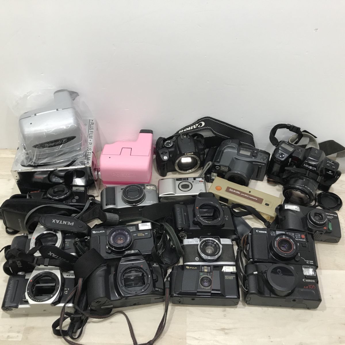 ジャンクCanon キヤノン AE-1 フィルムカメラ Canon AE-1