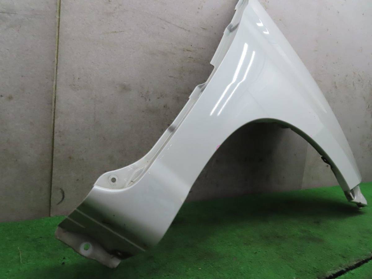 【人気，定番人気】 P【E1816】M900A/M910A タンク フロントフェンダー右【パールホワイト W24】【53811-B1310】