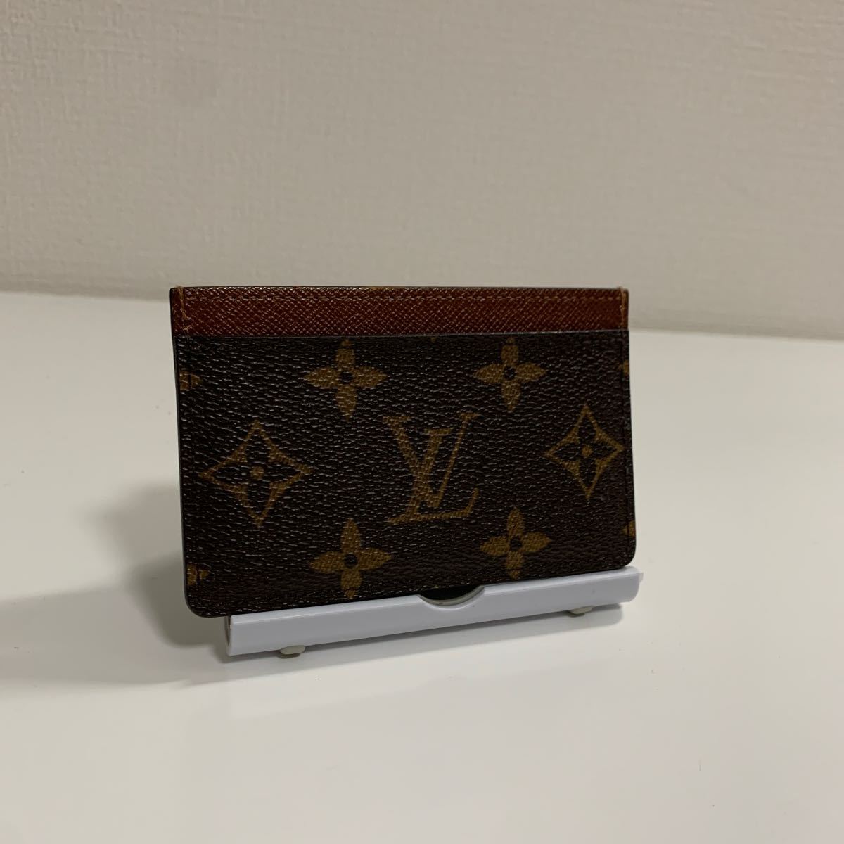 使用回数少　美品　LOUIS VUITTON ルイヴィトン モノグラム カードケース ポルトカルト　サーン　プル