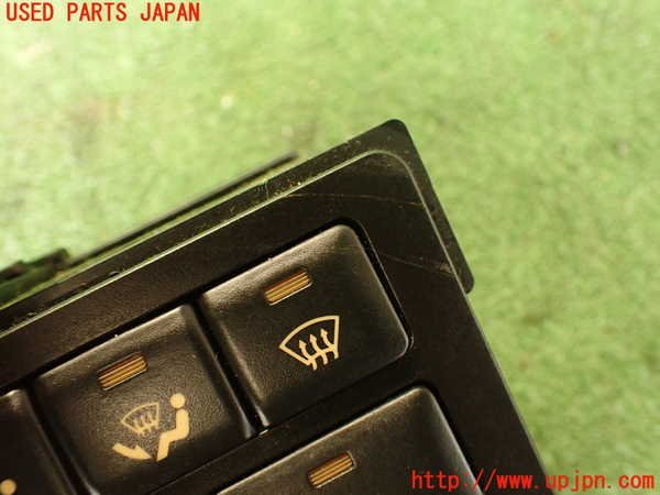 2UPJ-98706066]ランクル80系(FZJ80G)エアコンスイッチ1 中古