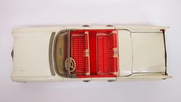 萬代屋 キャデラック コンバーチブル - BANDAI 60sキャデラック