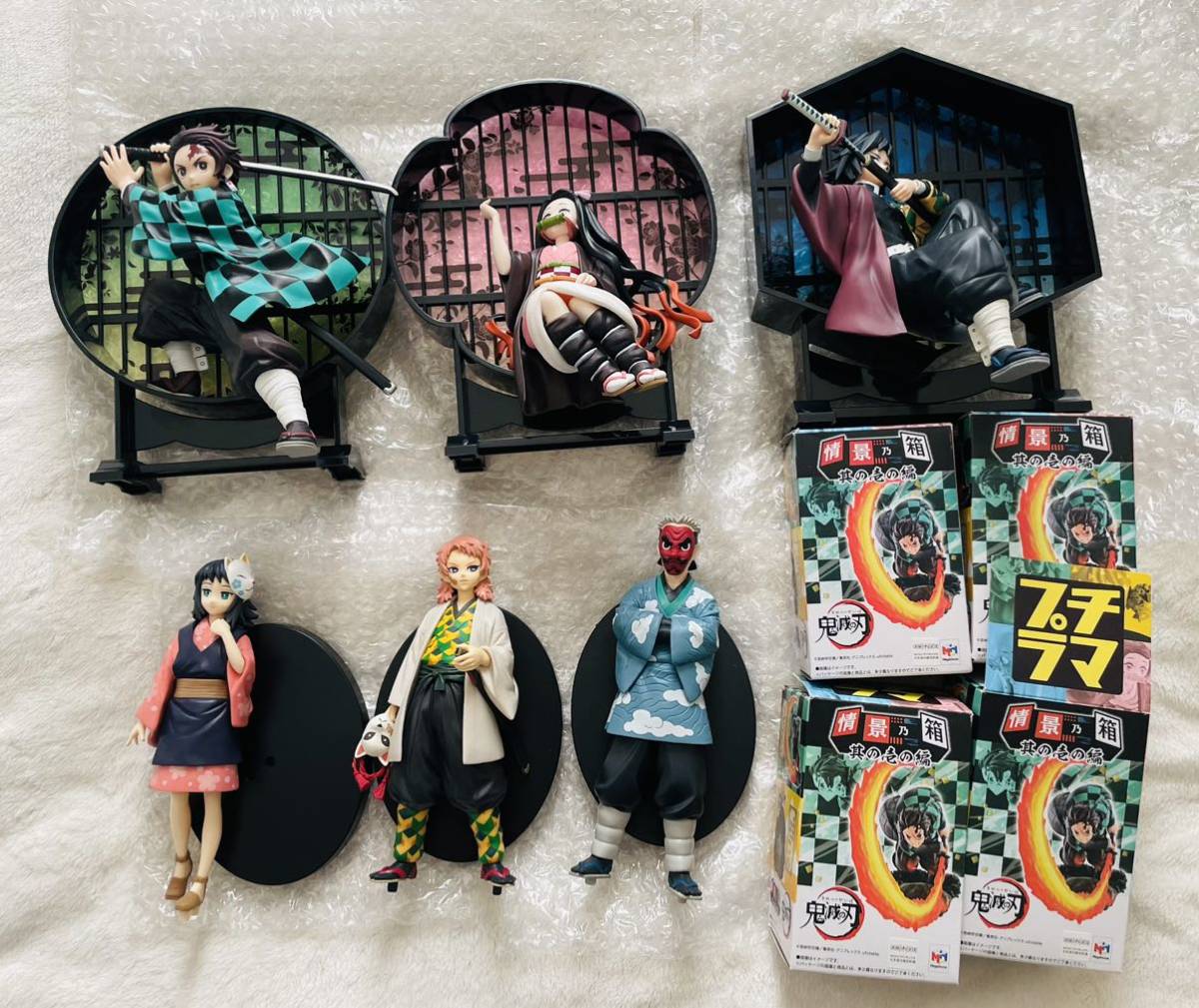 鬼滅の刃 フィギュア まとめ売り 100円〜】 鬼滅の刃 フィギュア
