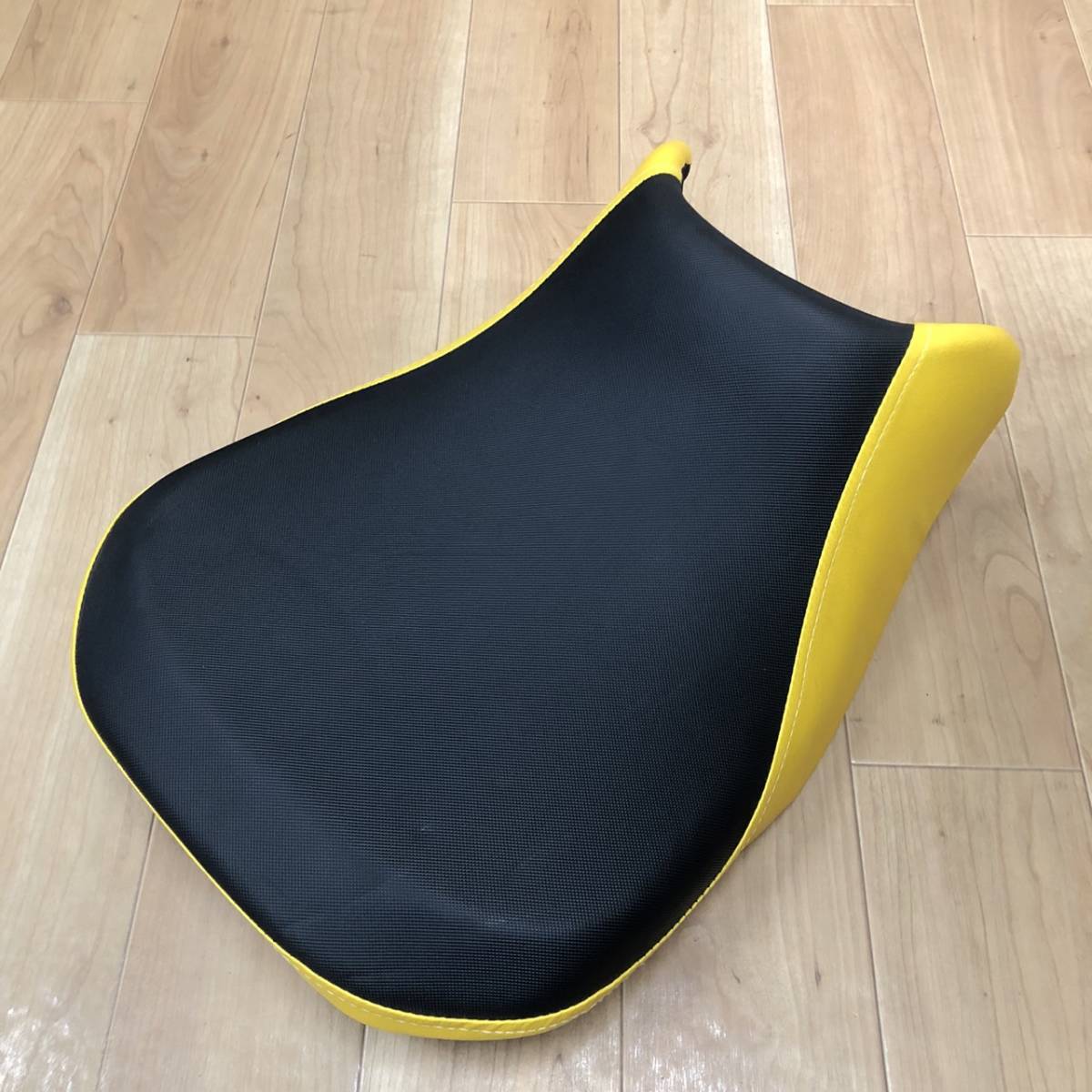 ◎BMW 社外品 R1200GS/R1250GS用シート バイクシート イエロー 黄色