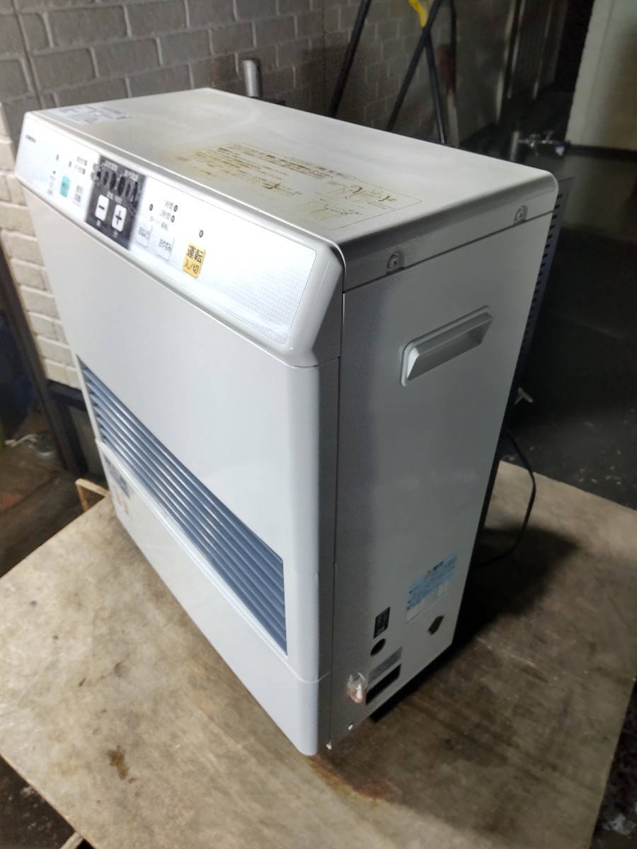 札幌発！ コロナFF温風石油ストーブ！ 品番『FF-4213GS』2013年式中古