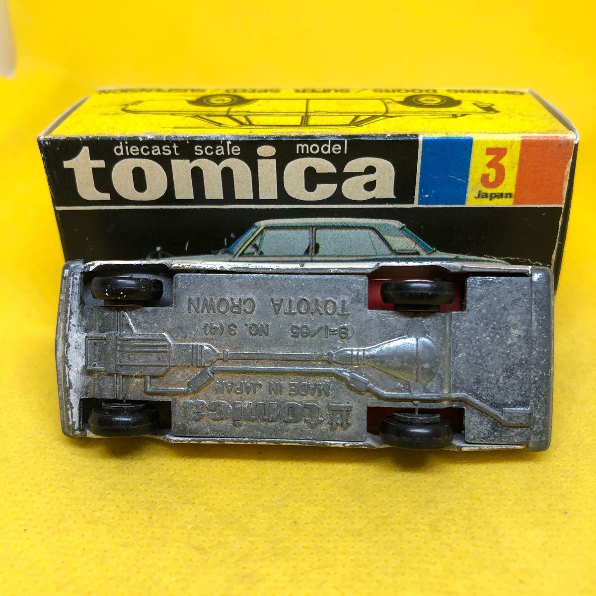 トミカ 日本製 黒箱 3 クラウン スーパーデラックス 1Aホイール 当時物