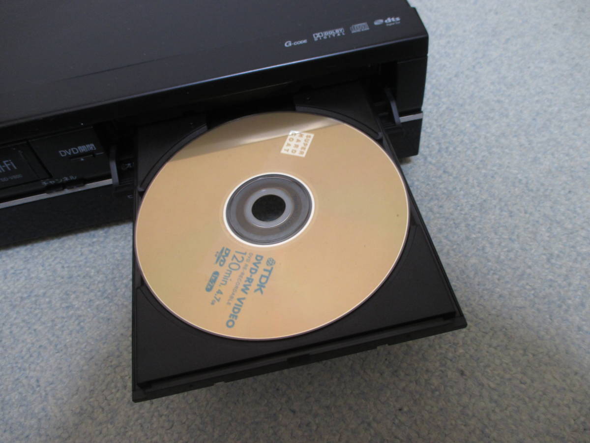 SD-V800 TOSHIBA 東芝 - 東芝、VTR一体型DVDプレーヤー「SD-V800
