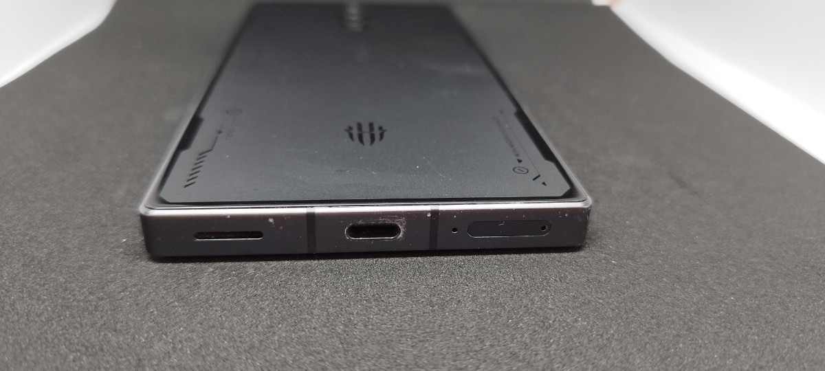 最強　ゲーミングスマホ　Nudia Redmagic8 Pro 日本版　xiaomi 値下げ　お得！！円安前の最強コスパマシン