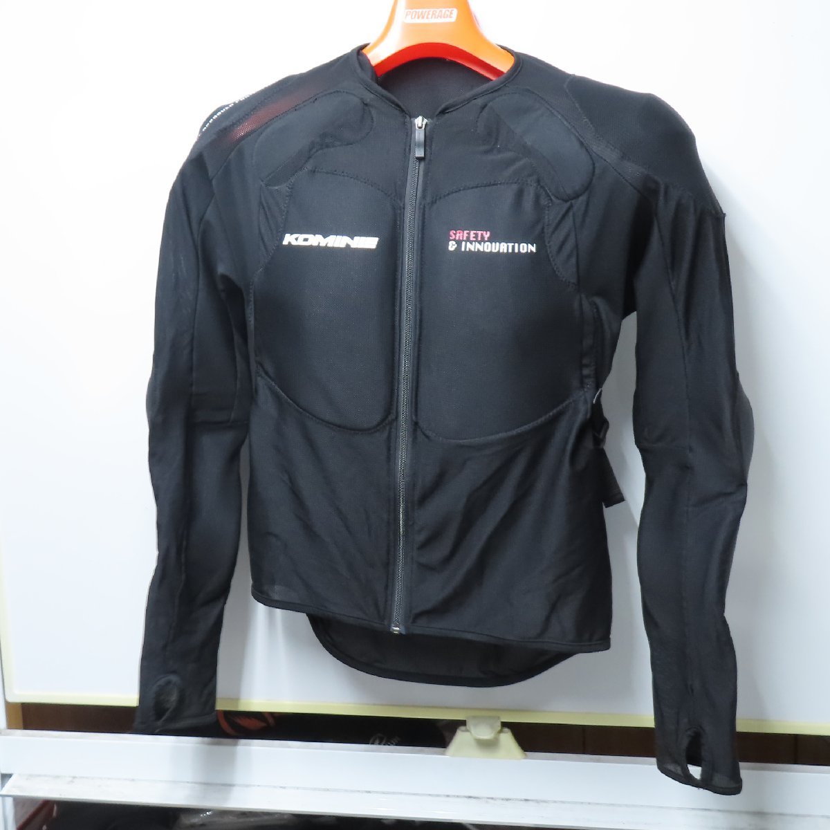 【新品同様】【美品】KOMINE コミネ SK-693 CEアーマードトップインナーウェア Lサイズ メンズ プロテクター 上半身 バイク 二輪 ガード