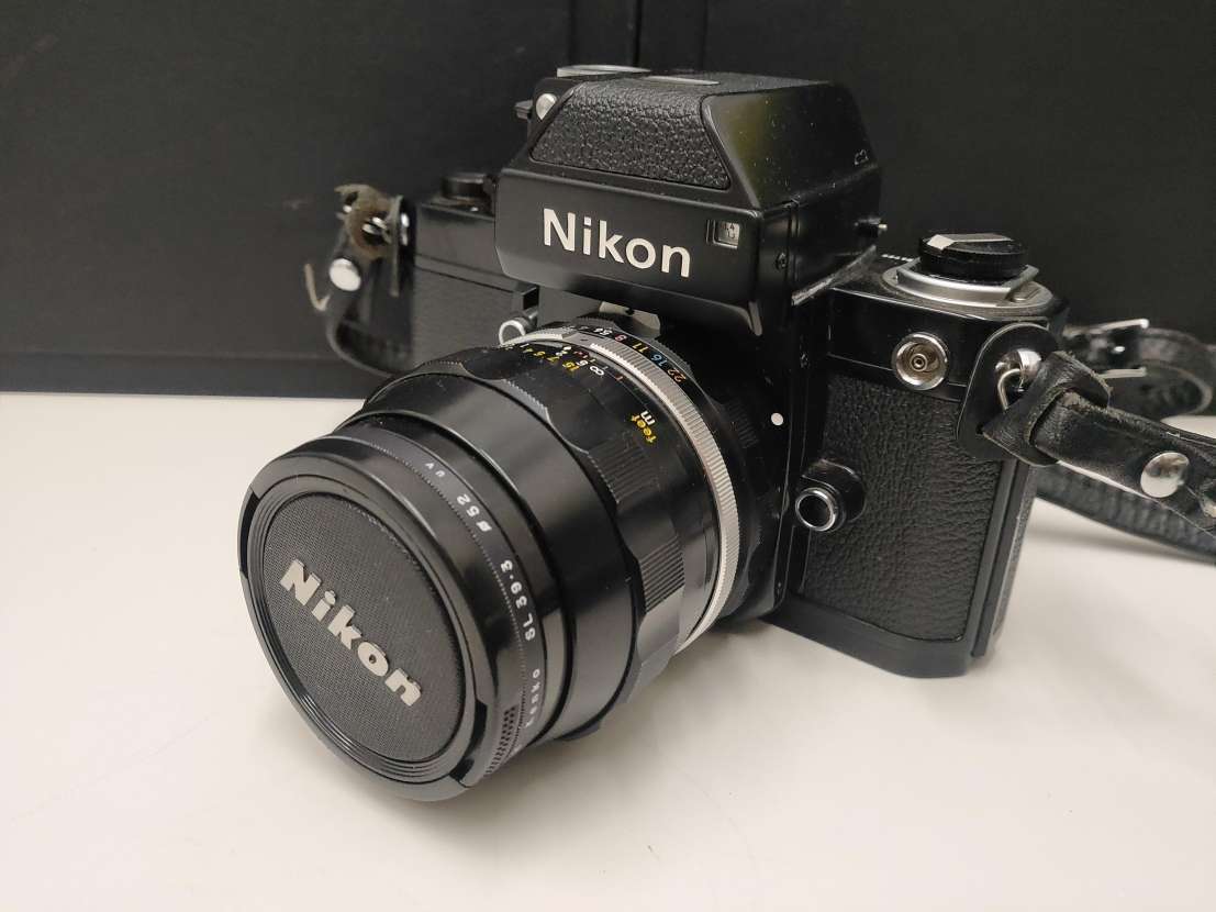 ＃3476　☆Nikon　☆F2　☆ボディ　☆レンズ付き　☆ニコン　☆本体のみ　☆ジャンク品　☆動作未確認　☆曇りあり　☆一眼　☆ブラック