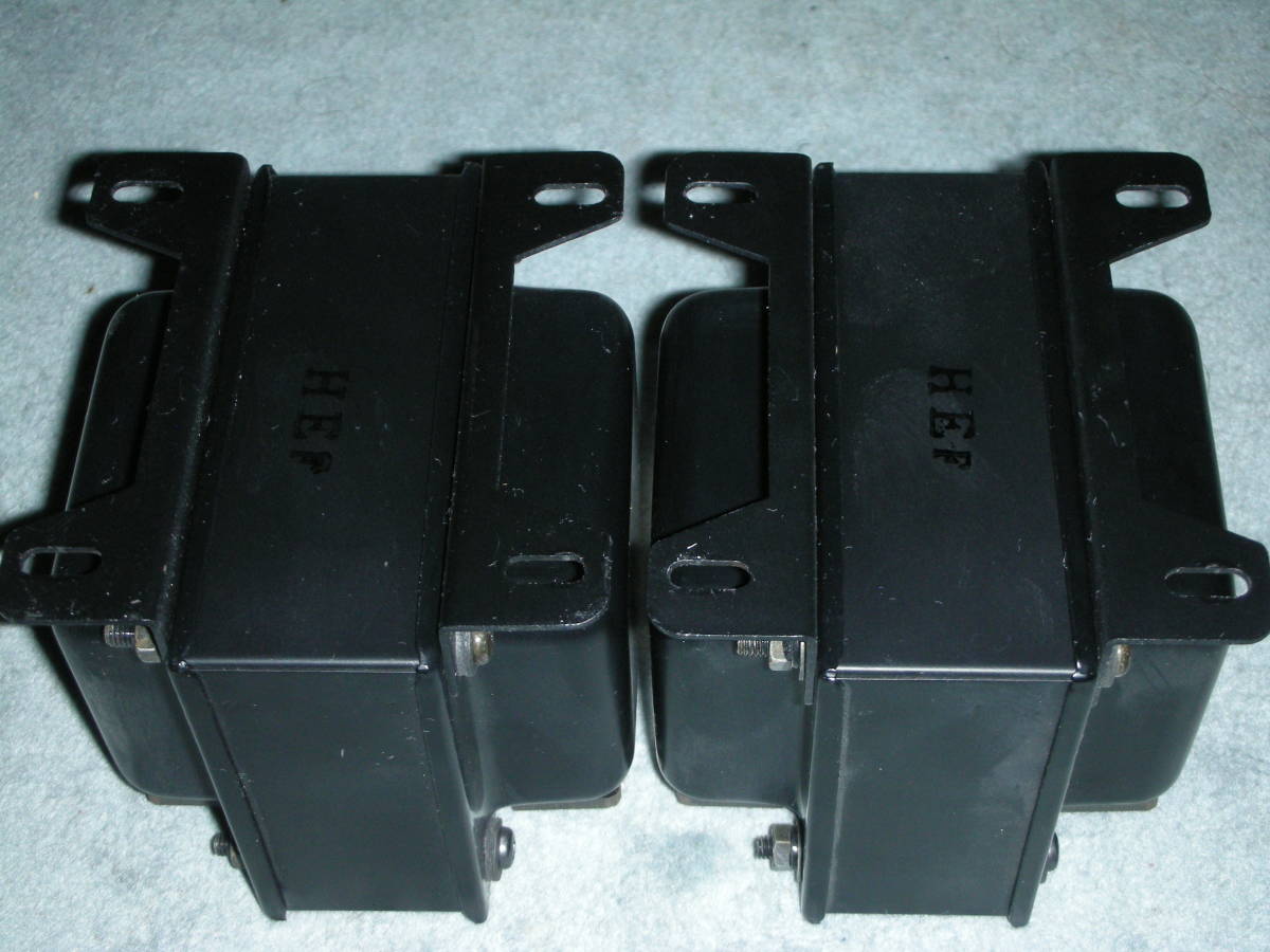 TANGO TR用出力トランス ２ケ組　FG-20-64Sです。　その昔２SK60のシングルアンプで組み込みました。