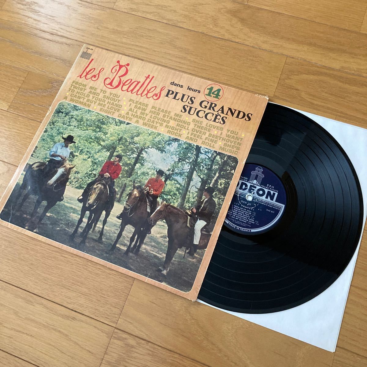 レア ビートルズ LES BEATLES PLUS GRANDS SUCCES THE BEATLES - DANS LEURS 14 PLUS GRANDS SUCCESS ⁄ Brand New