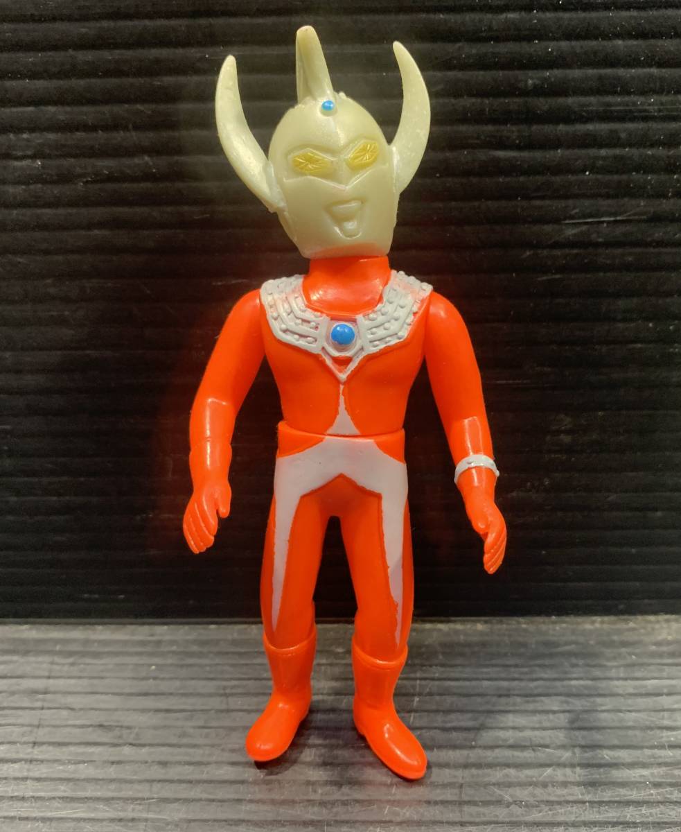 希少珍しいサイズ造形 ブルマァク ウルトラマン タロウ 怪獣 ソフビ