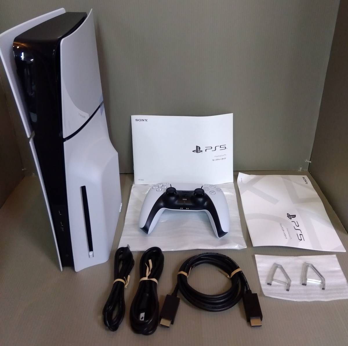 ◇◇SONY PS5 Playstation5 プレステ5 新型 本体 CFI-2000 A01 1TB 