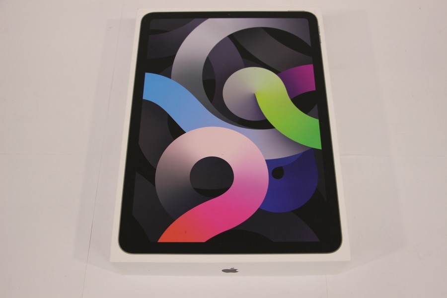 092 k1214 美品 Apple iPad Air 第4世代 64GB MYFM2J/A Wi-Fiモデル