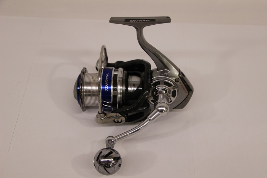 123 k1227 Daiwa ダイワ 10 ソルティガ 3500H スピニングリール ソルト