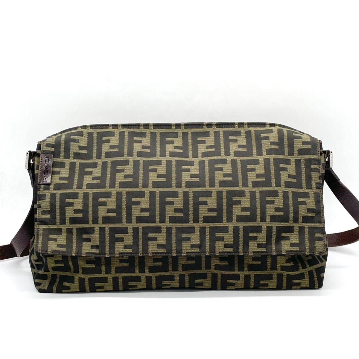1円 良品 FENDI フェンディ ズッカ柄 ズッカ ナイロンキャンバス レザー ショルダーバッグ カーキ 
